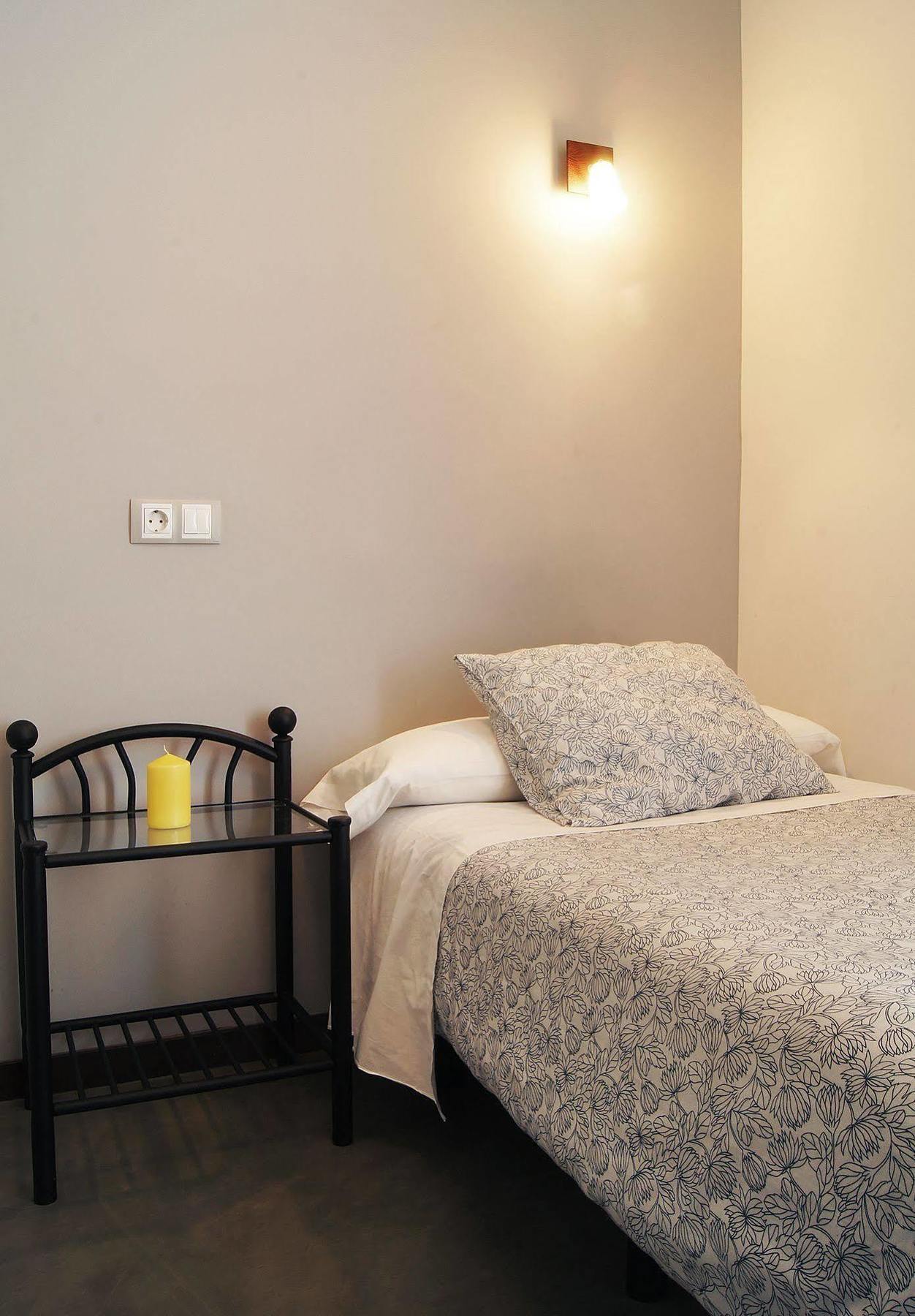 Hostal Cibeles Мадрид Екстериор снимка