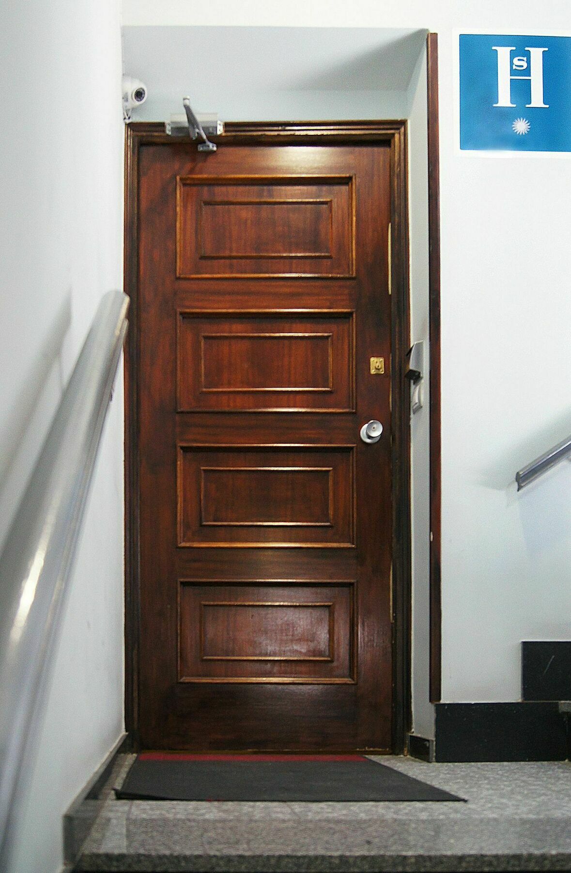 Hostal Cibeles Мадрид Екстериор снимка